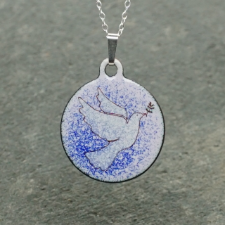 Pendentif en émail sur cuivre - Colombe de la Paix