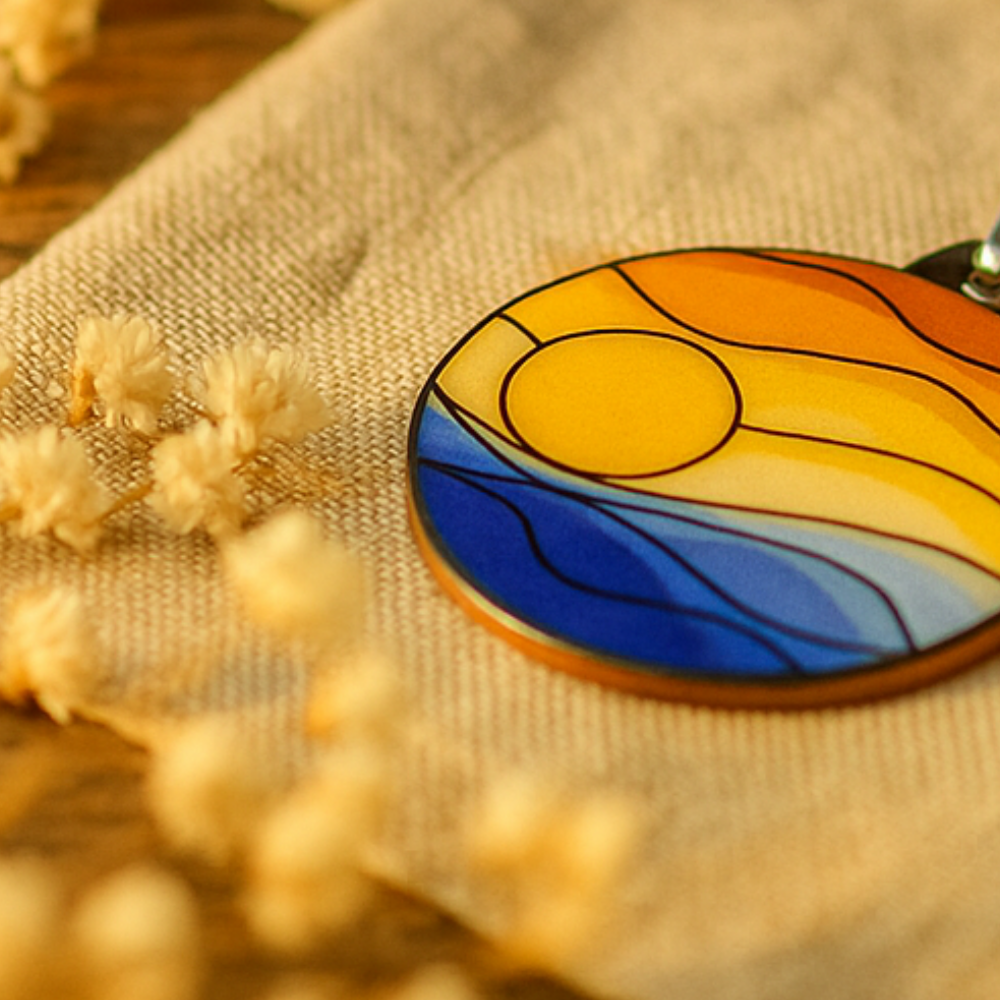 Pendentifs en émail sur cuivre